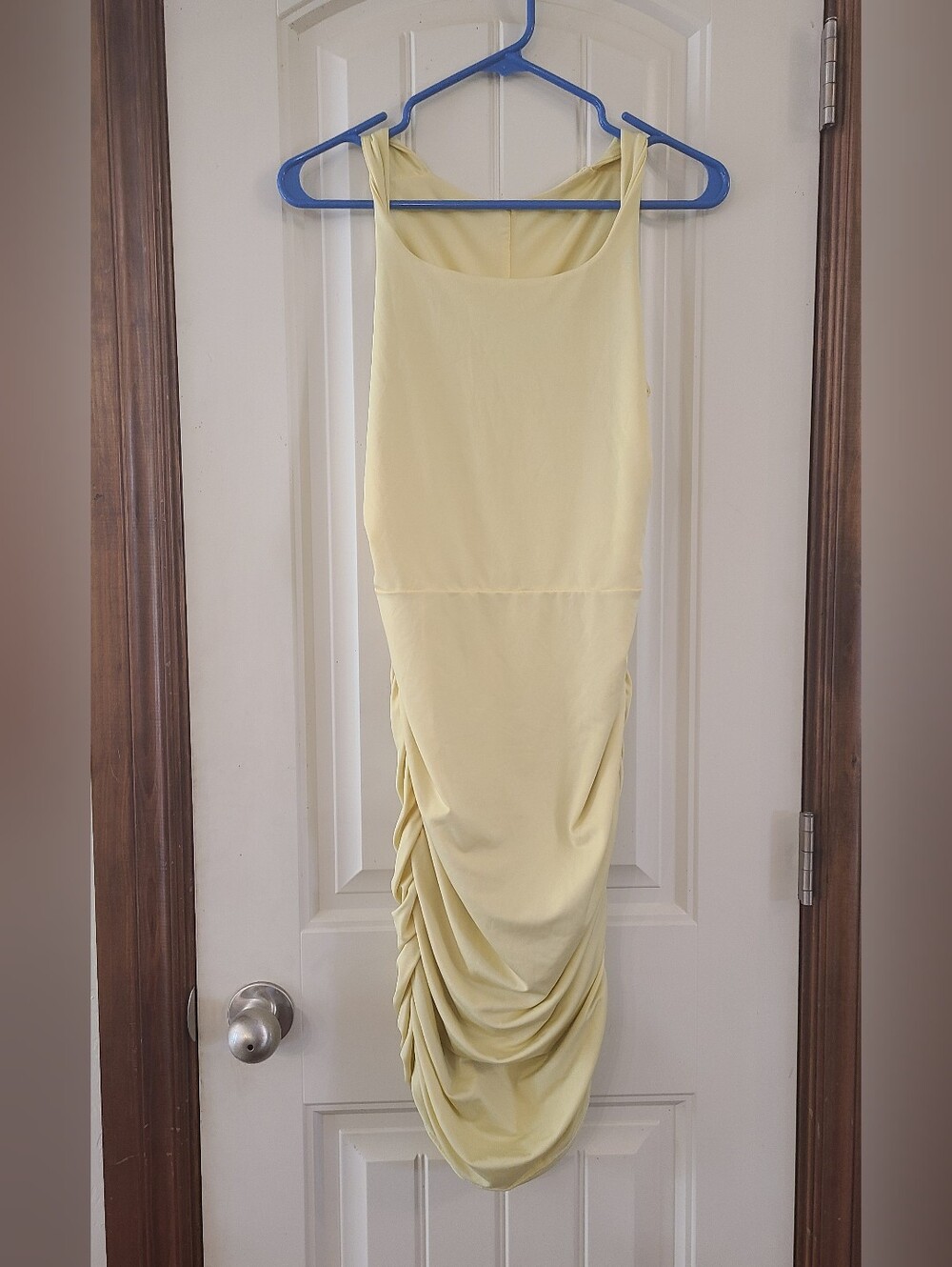 Sleeveless Pale Yellow Ruched Bodycon Midi Dress Size M